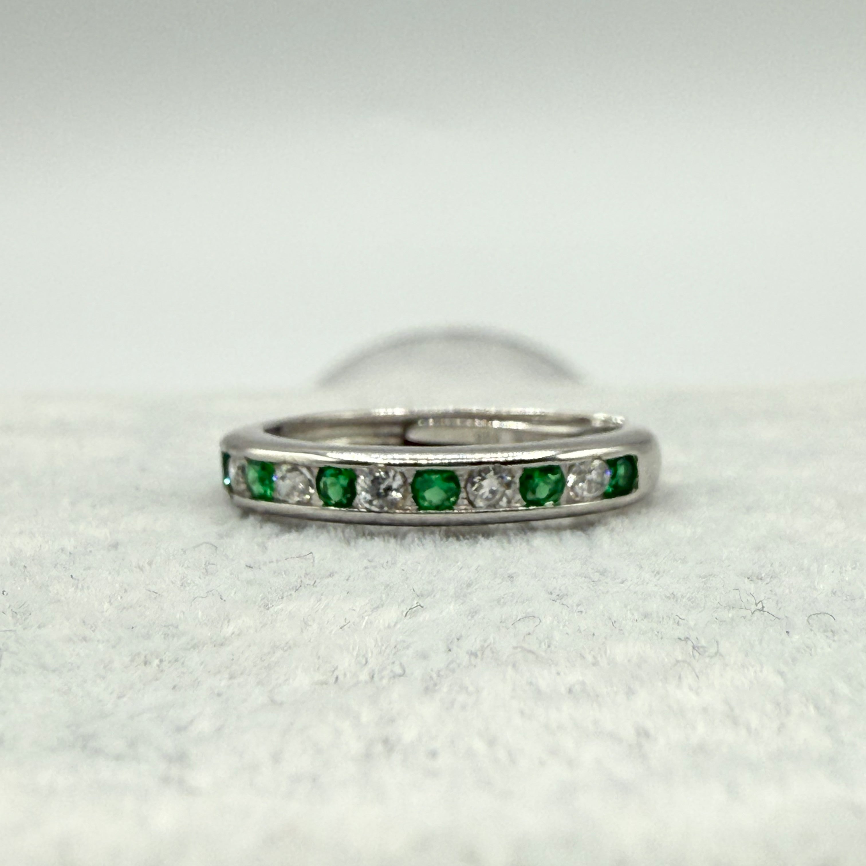 Anello Argento925 Con Zirconi Bianchi e Smeraldo Art.5562