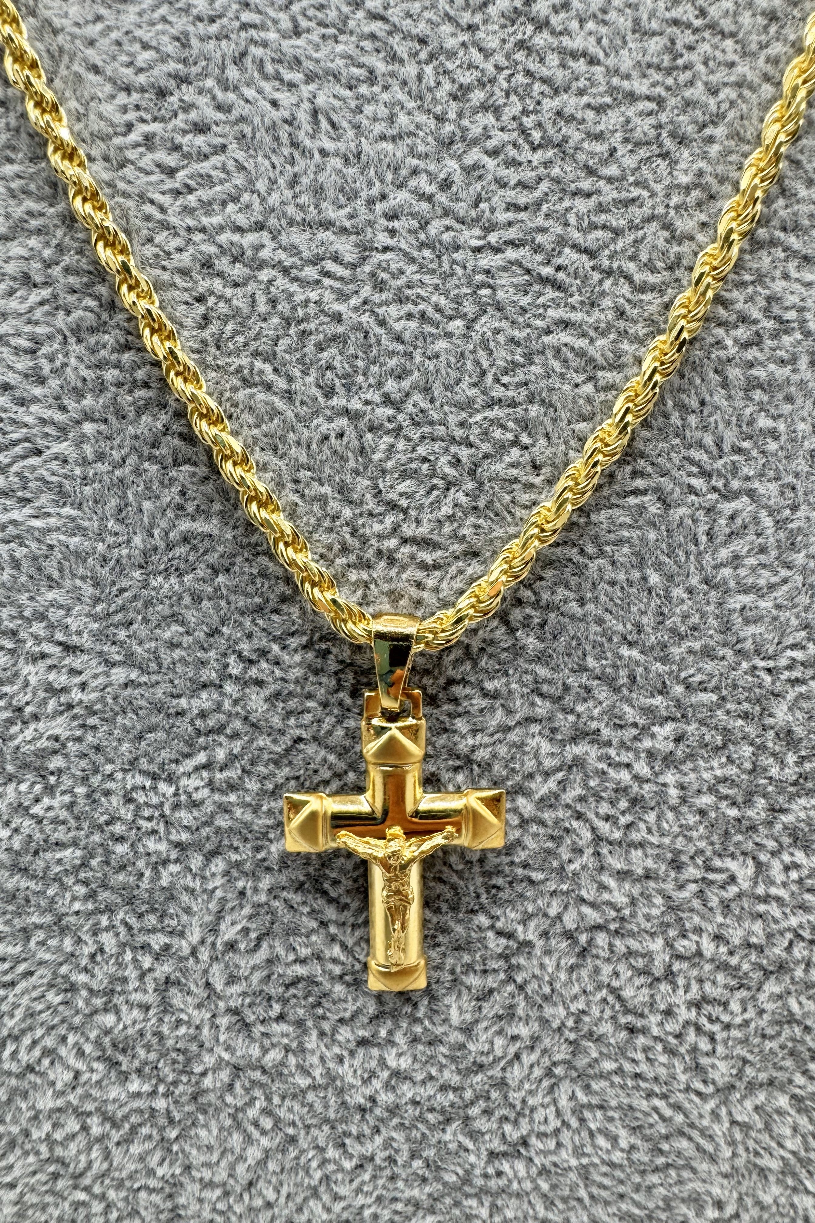 Collana Funetta 3 mm Con Crocifisso Argento 925