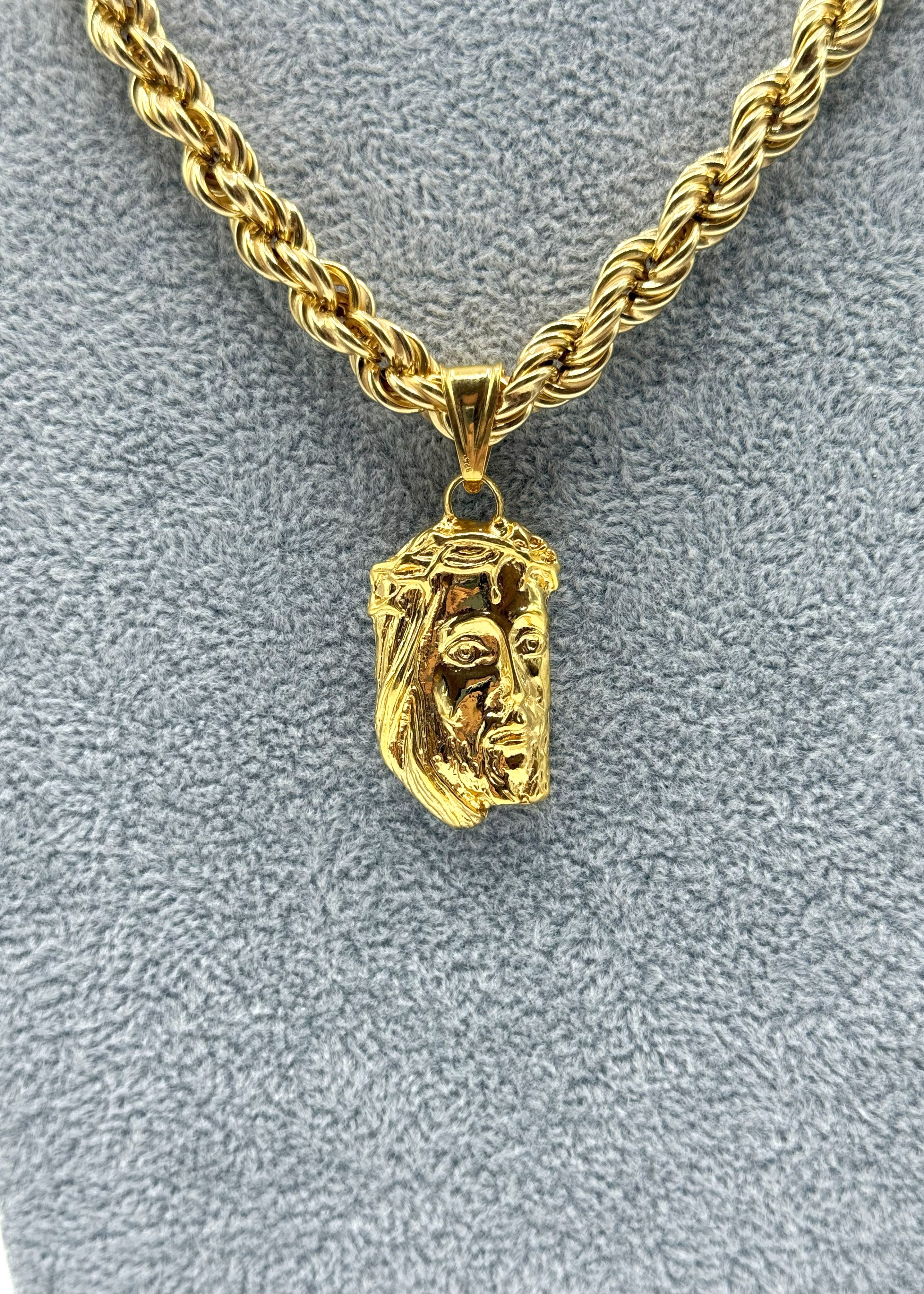 Collana Funetta 8mm x 60 Cm Con Ciondolo Gesù Argento 925