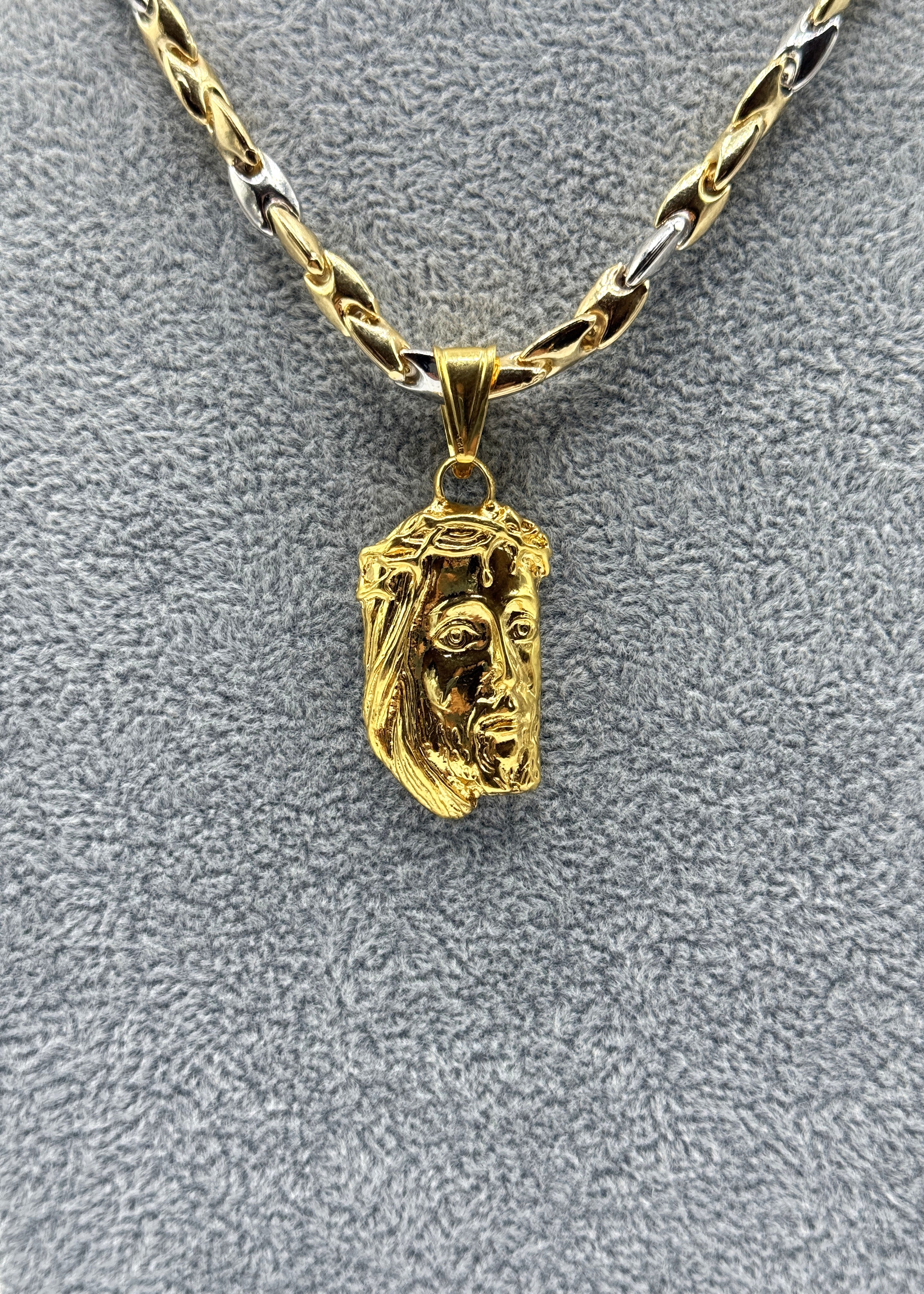 Collana Uomo Bicolore 5 mm x 60 Cm Con Ciondolo Gesù Argento 925