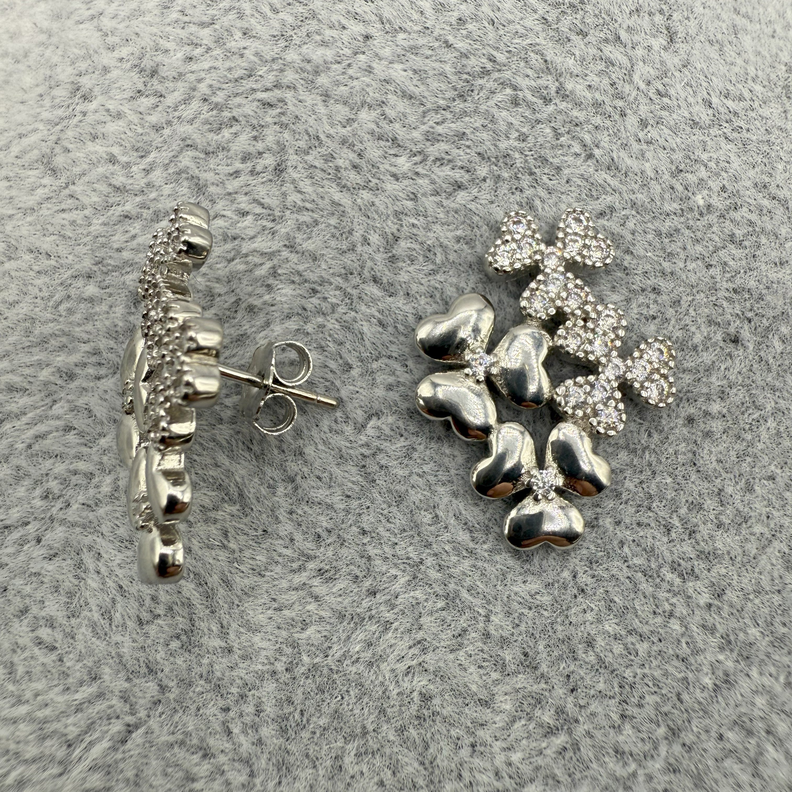 Orecchini in Argento925 Fantasia Fiori Zirconati Art.3600B