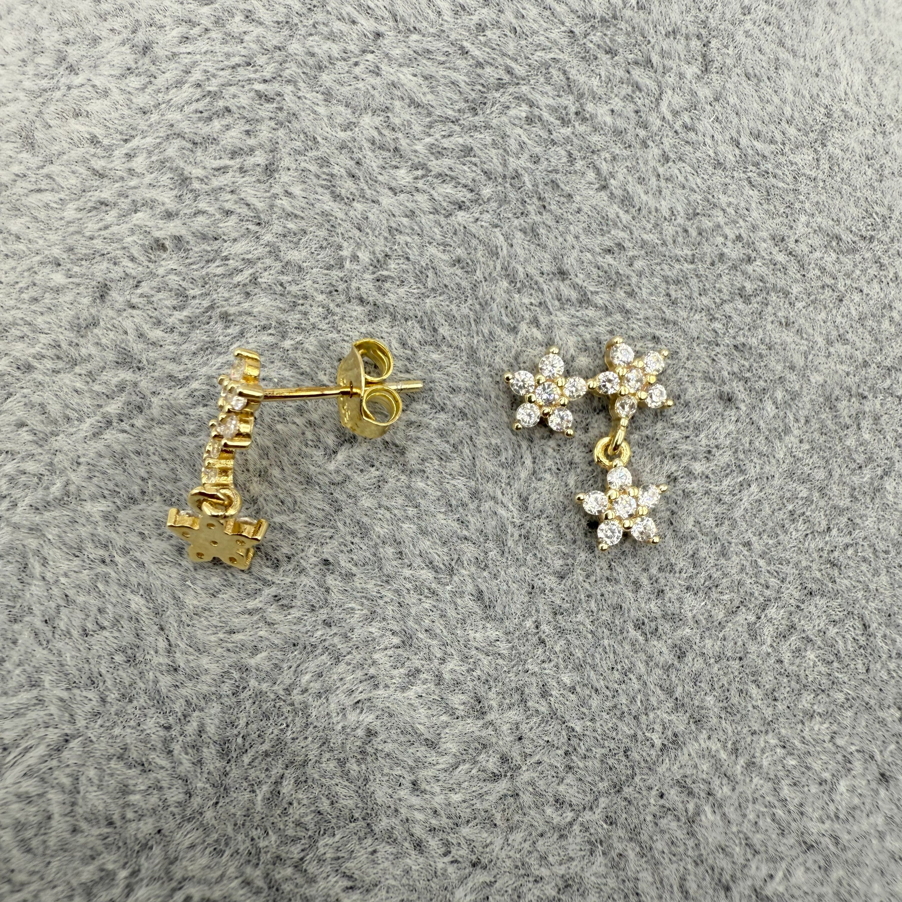 Orecchini in Argento925 Dorati Fantasia a Fiori Con Zirconi Art.034/75