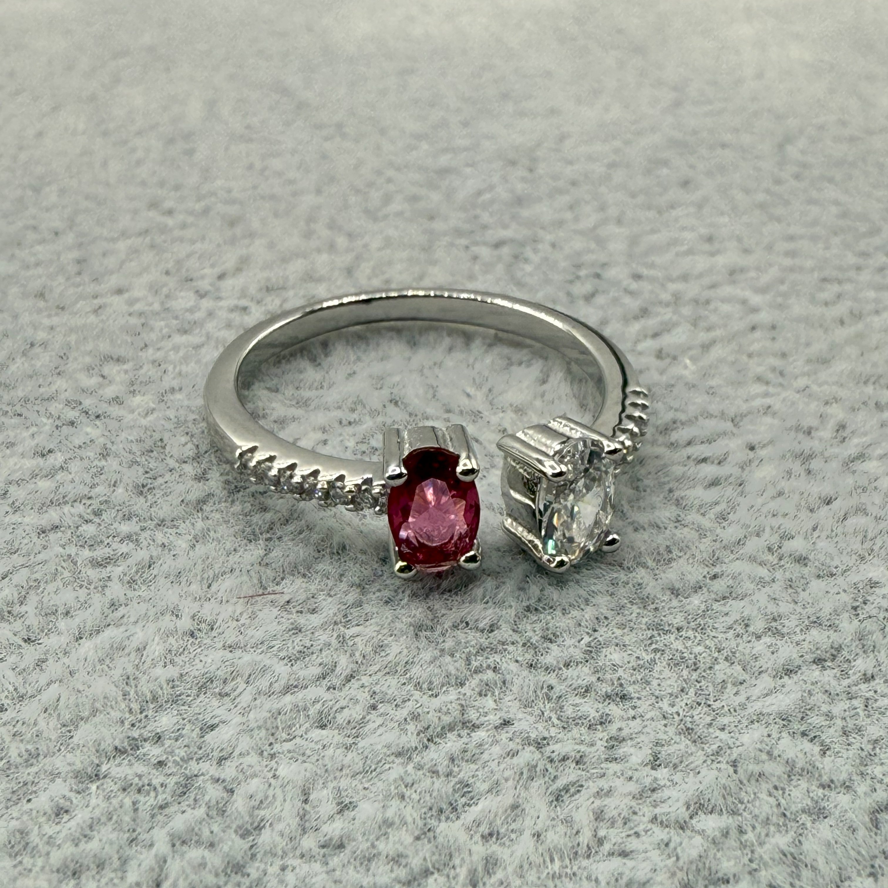 Anello Argento925 Con Zirconi Centrali Art. 9463