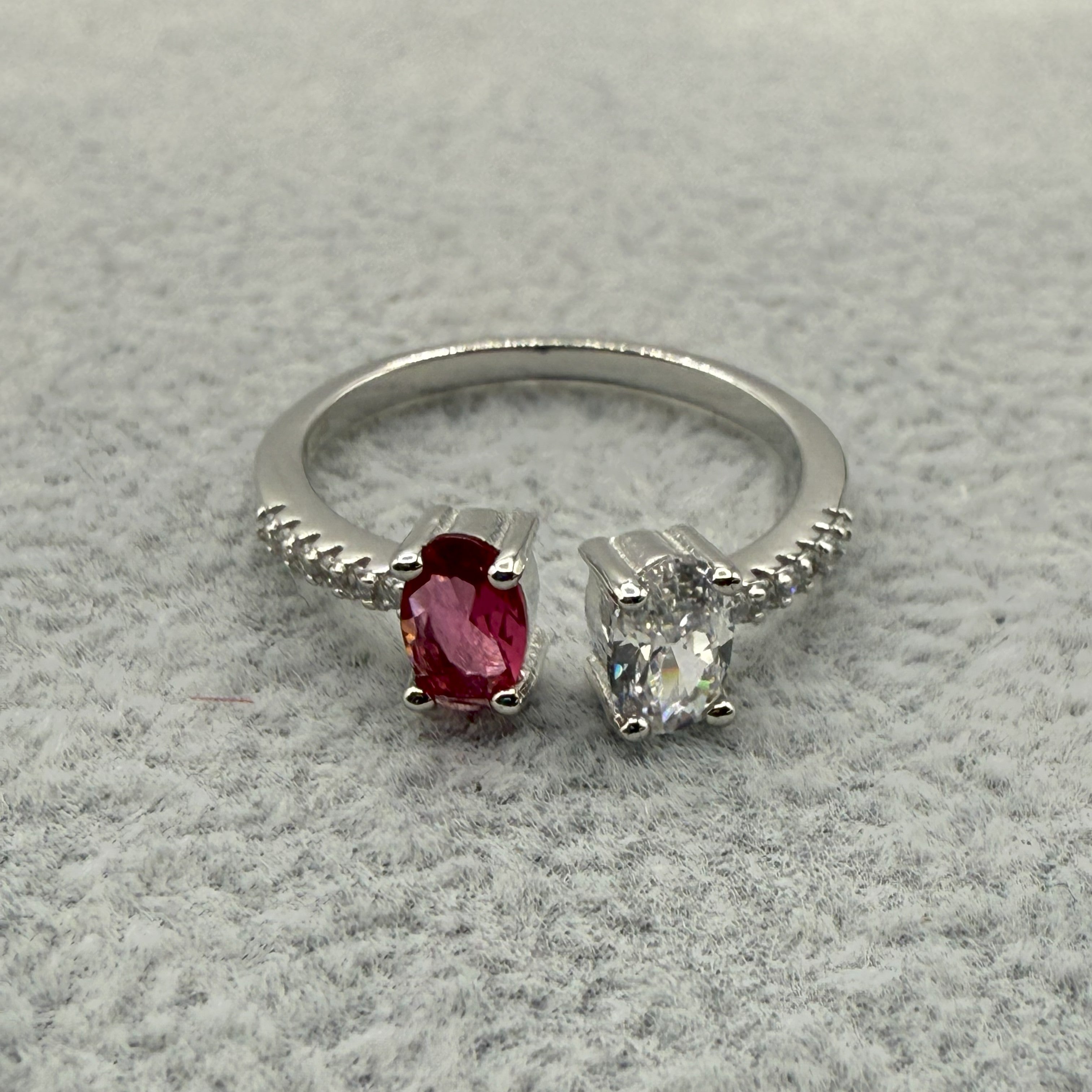 Anello Argento925 Con Zirconi Centrali Art. 9463