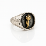 Anello In Argento 925 Battuto a Mano Con Cornetto Scaramantico A225